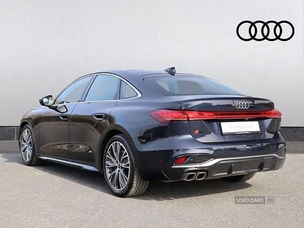Begagnad Audi A5 Advanced 2024 Blå Sedan