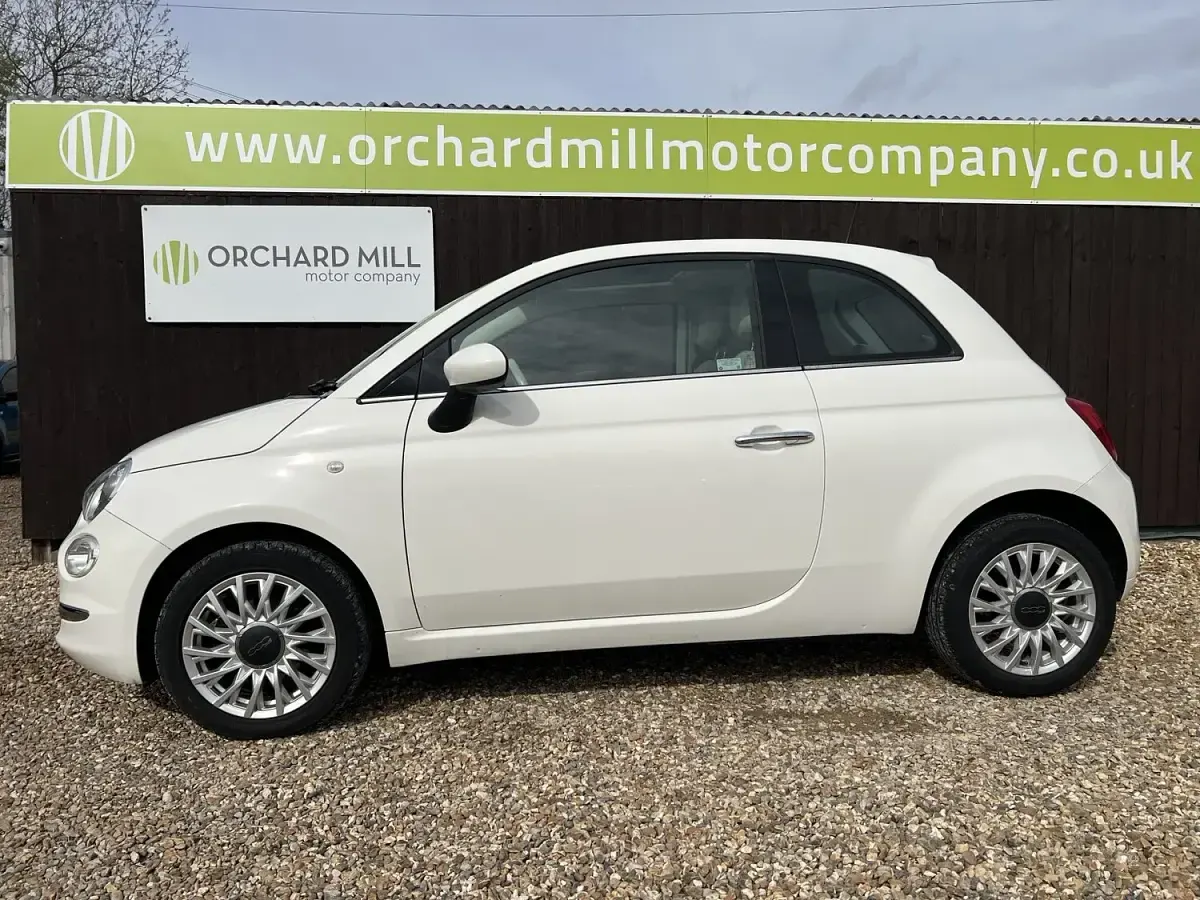 Używany Fiat 500 Lounge 69 KM (50 kW) 2016 Biały Hatchback