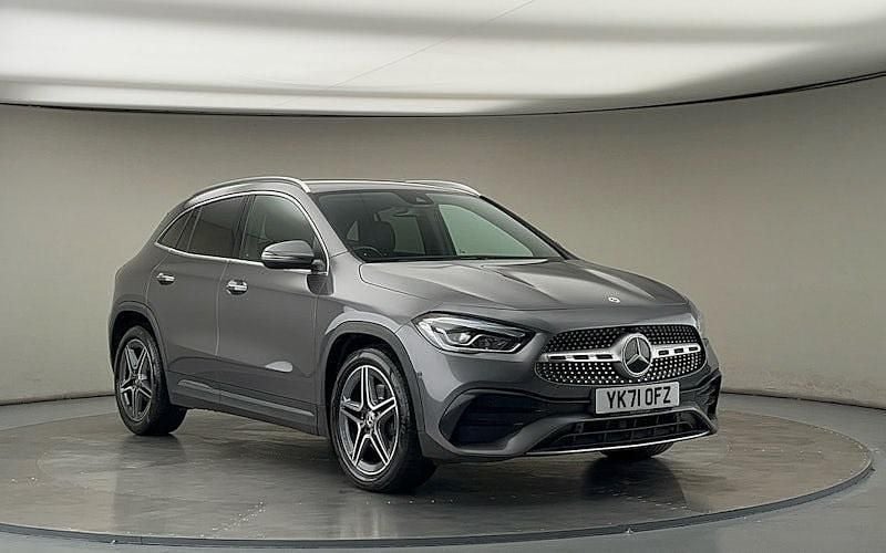 Used 2023 Mercedes GLA200 AMG Line Premium SUV | £23,825 (Good price) - Image 1/4