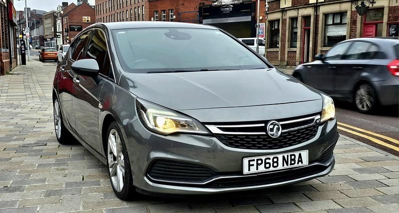 Used Vauxhall Astra SRi 2018 Grey Hatchback