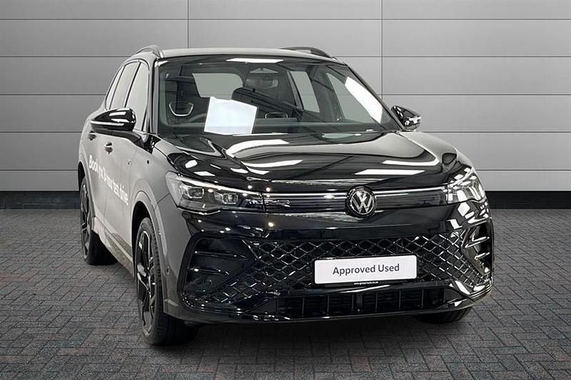 Used VW Tiguan R-line 150 HP (110 kW) 2026 Grenadilla black SUV