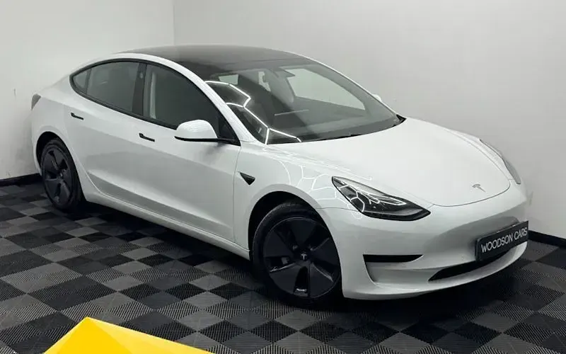 Used Tesla Model 3 Standard Range 208 kW (283 HP) 2021 Sedan