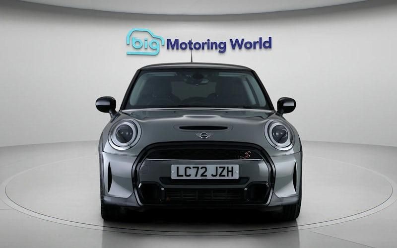 Used Mini Cooper S Classic 178 HP (130 kW) 2022 Grey Hatchback