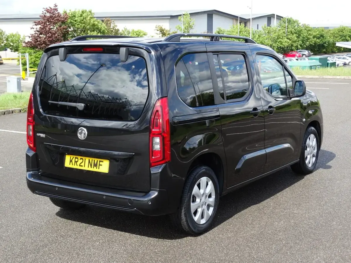 Used Vauxhall Combo 2021 Black MPV