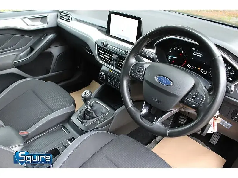 Second-hand Ford Focus Zetec 2022 Gri Hatchback