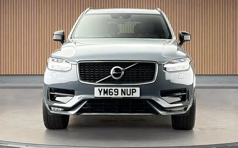 Used Volvo XC90 R-Design 250 HP (183 kW) 2019 Grey SUV