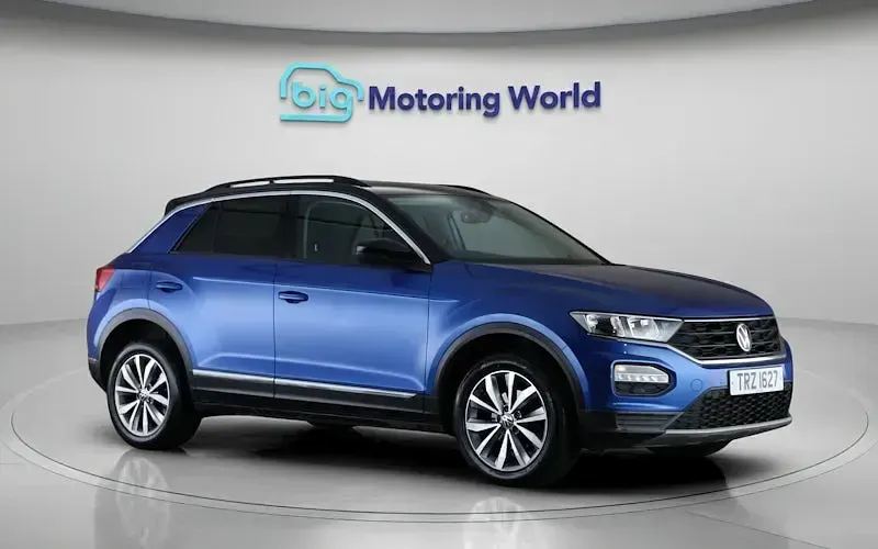 Used VW T-Roc Design 110 HP (80 kW) 2021 Blue SUV