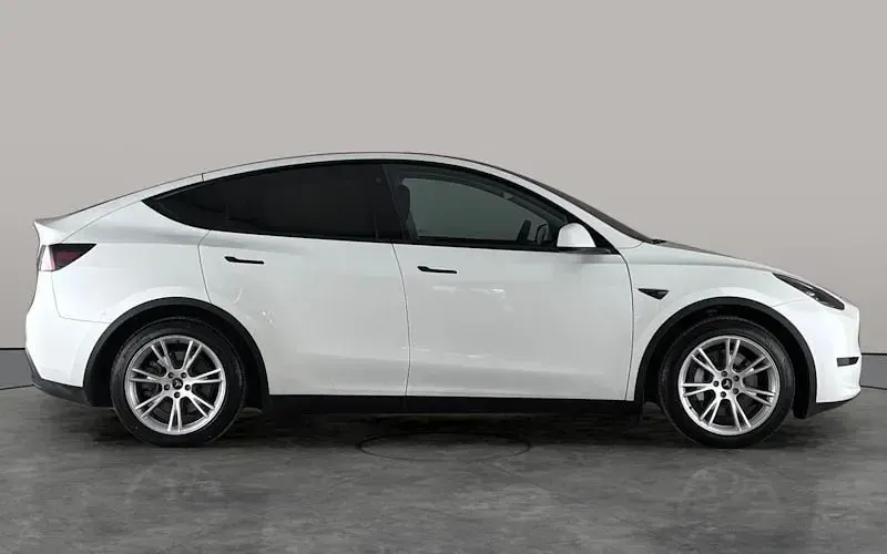 Used Tesla Model Y RWD 254 kW (346 HP) 2023 White SUV