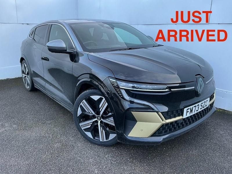 Used Renault Megane E-Tech Iconic 160 kW (218 HP) 2024 Black/grey Hatchback