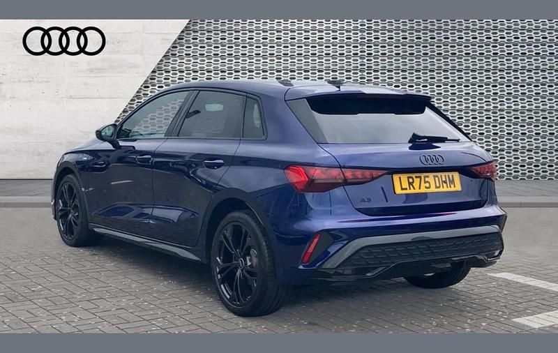 Used Audi A3 e-tron Black Edition 200 HP (147 kW) 2025 Blue Hatchback
