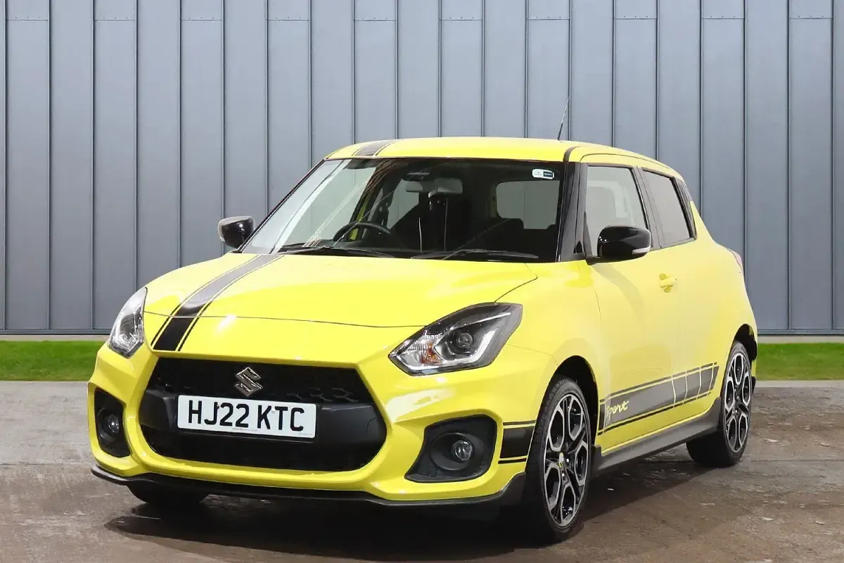 Used Suzuki Swift Sport 129 HP (94 kW) 2022 Yellow Hatchback