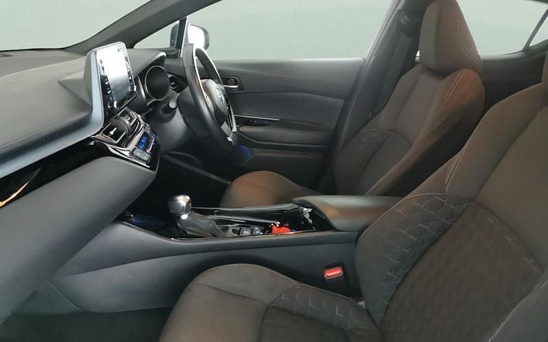 Used Toyota C-HR Design 122 HP (89 kW) 2023 SUV