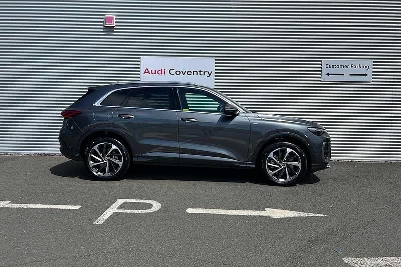 Usado Audi Q5 S-Line 204 CV (150 kW) 2025 Gris SUV