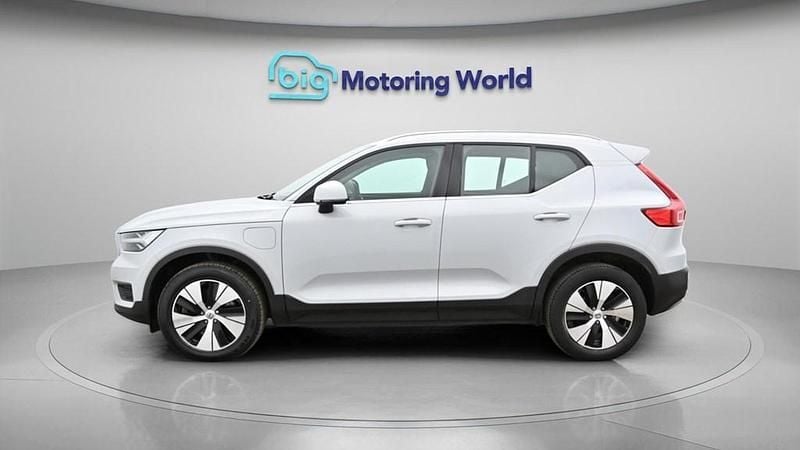 Used Volvo XC40 Inscription 2021 Silver SUV