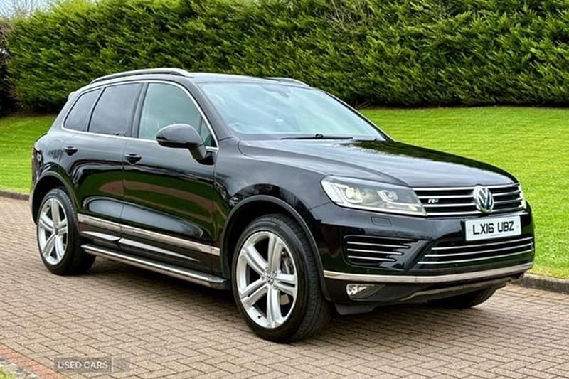 Black Used 2016 VW Touareg R-line SUV | £13,495 (A bit pricey) - Image 1/1