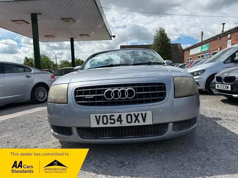 Used Audi TT Roadster 180 HP (132 kW) 2004 Silver Cabriolet