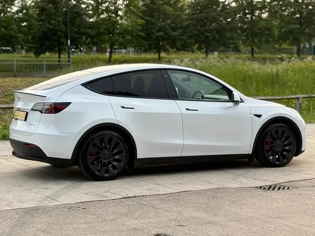 Used Tesla Model Y Performance 392 kW (534 HP) 2024 SUV