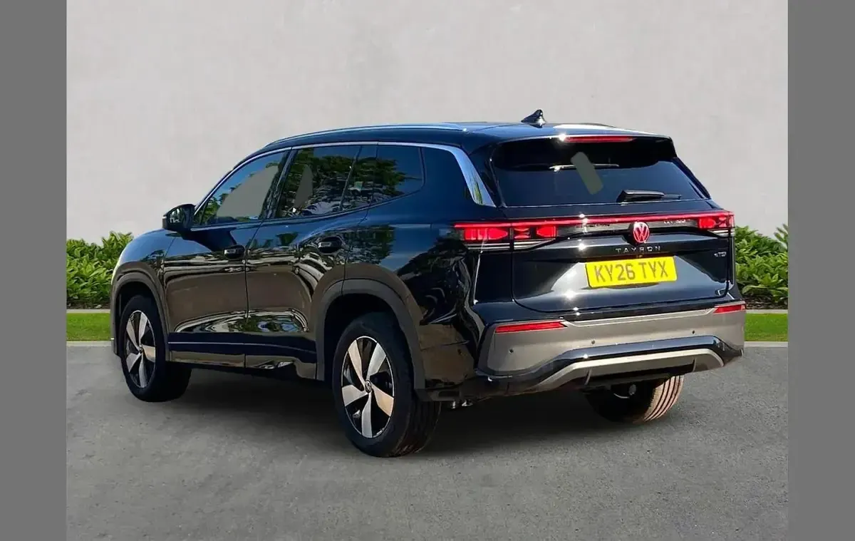 New VW Tayron Match 150 HP (110 kW) 2026 Black SUV