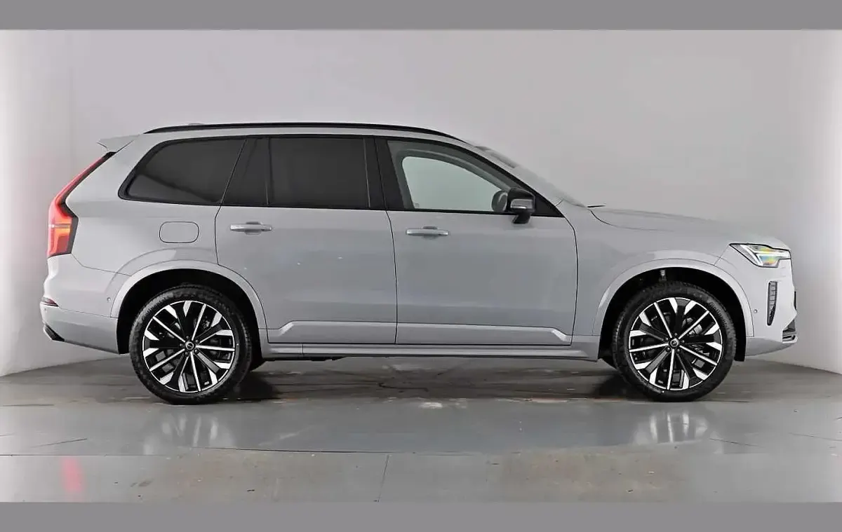 Ny Volvo XC90 Ultra 250 HK (183 kW) 2026 Grå SUV