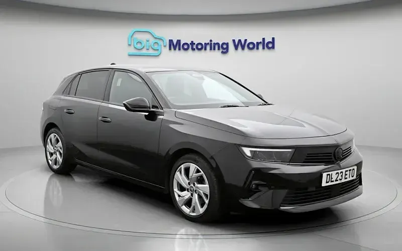Second-hand Vauxhall Astra 131 CP (96 kW) 2026 Hatchback