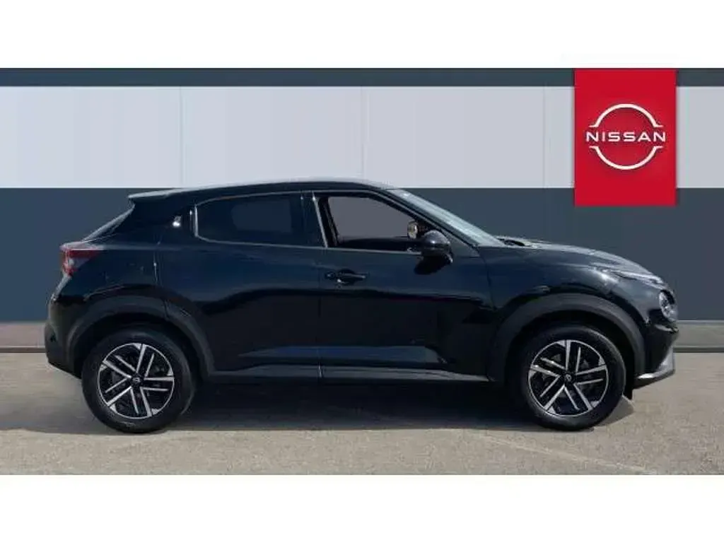 Used Nissan Juke N-Connecta 114 HP (83 kW) 2025 Black SUV