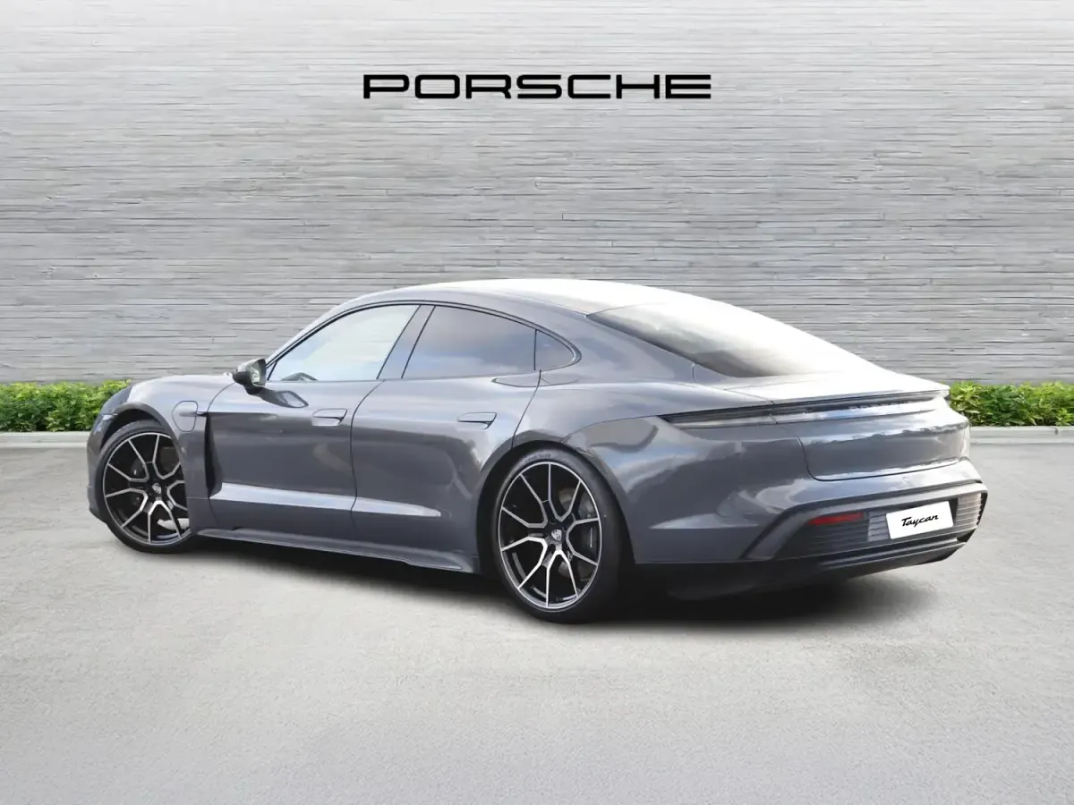 Nowe Porsche Taycan 319 kW (435 KM) 2025 Szary Sedan/Limuzyna