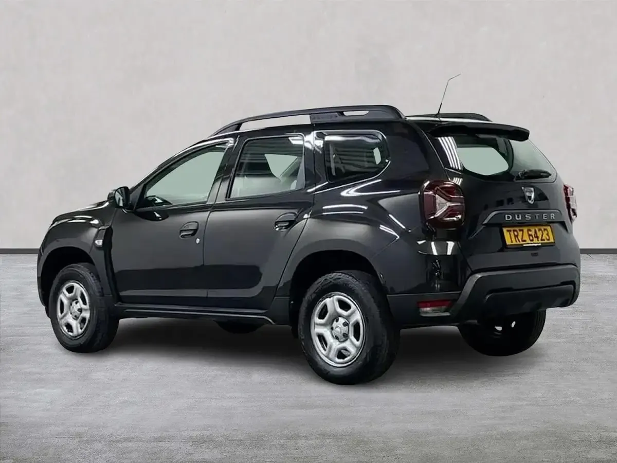 Used Dacia Duster Essentiel 90 HP (66 kW) 2022 Black SUV