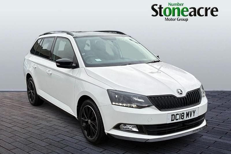 Used Skoda Fabia Monte Carlo 110 HP (80 kW) 2018 White Estate