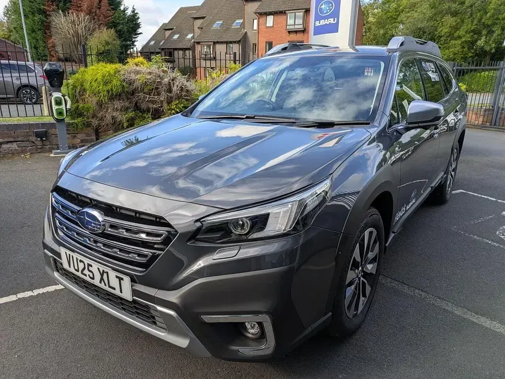 Używany Subaru Outback 2025 Szary Kombi