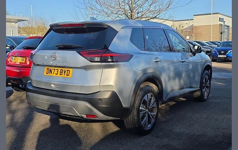 Used Nissan X-Trail N-Connecta 204 HP (150 kW) 2023 Silver SUV