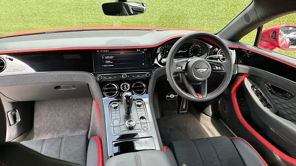Used Bentley Continental 782 HP (575 kW) 2024 Red Coupe
