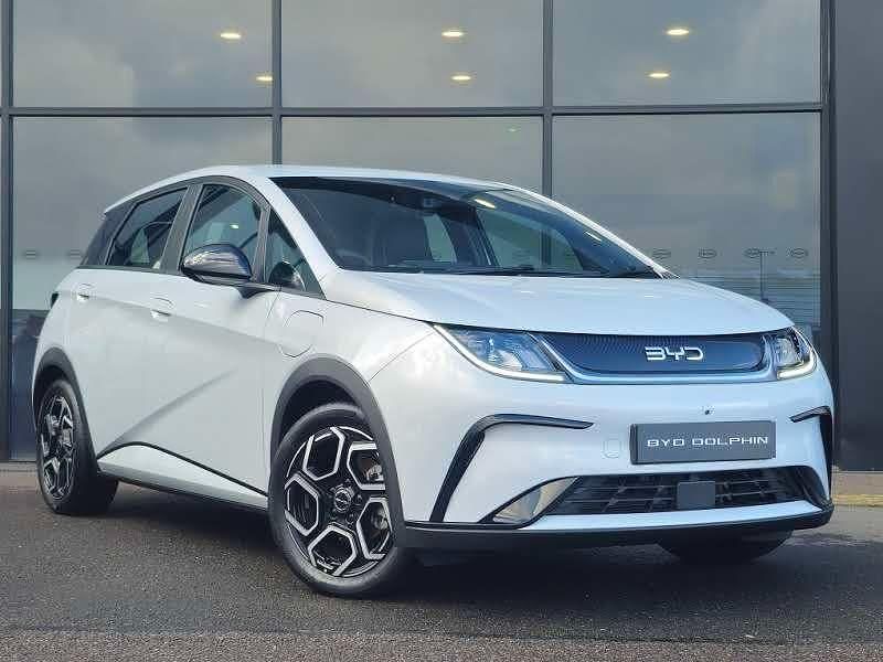 White Used 2023 BYD Dolphin Comfort Hatchback | £20,752 (Fair price) - Image 1/4