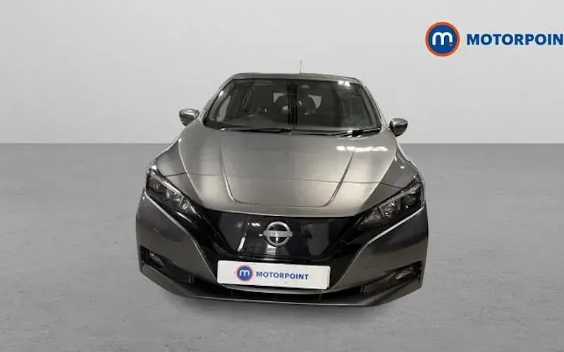 Second-hand Nissan Leaf Acenta 110 kW (150 CP) 2025 Hatchback