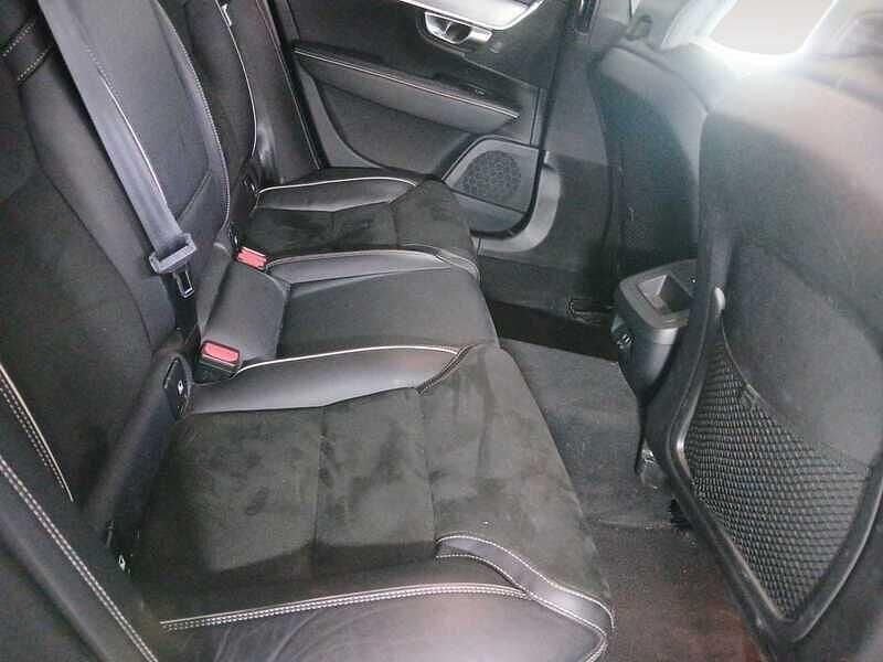 Used Volvo V90 R-Design 2022 Blue Estate