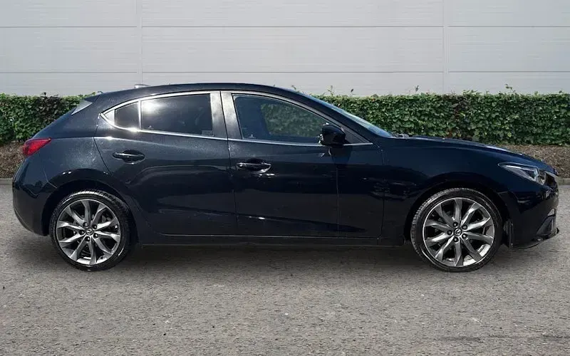 Usado Mazda 3 Inclusive 150 HP (110 kW) 2015 Preto Citadino