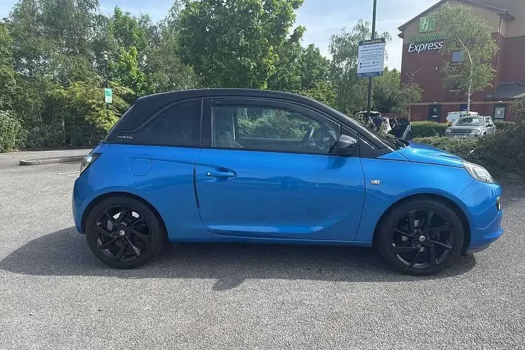 Used Vauxhall Adam 68 HP (50 kW) 2017 Blue Hatchback