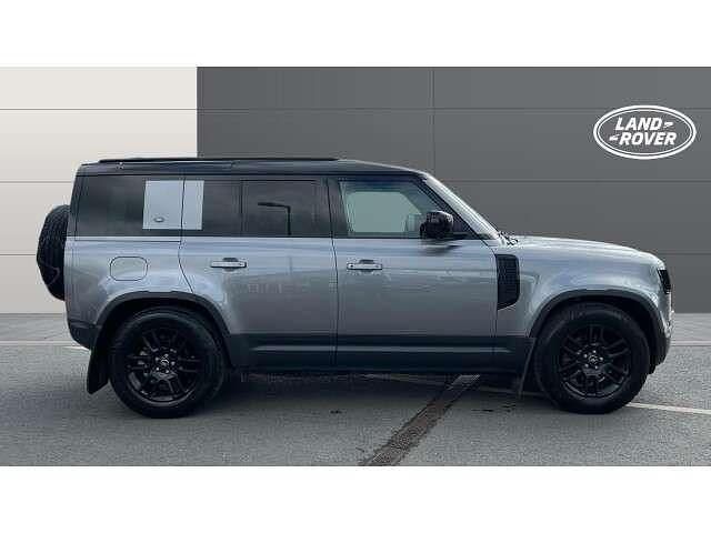 Used Land Rover Defender SE 249 HP (183 kW) 2022 Grey SUV