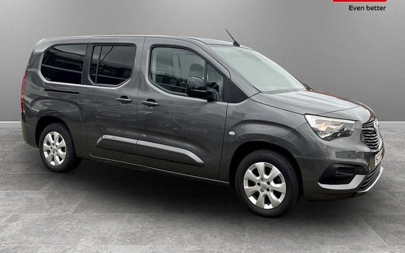 Used Vauxhall Combo 100 kW (136 HP) 2022 MPV