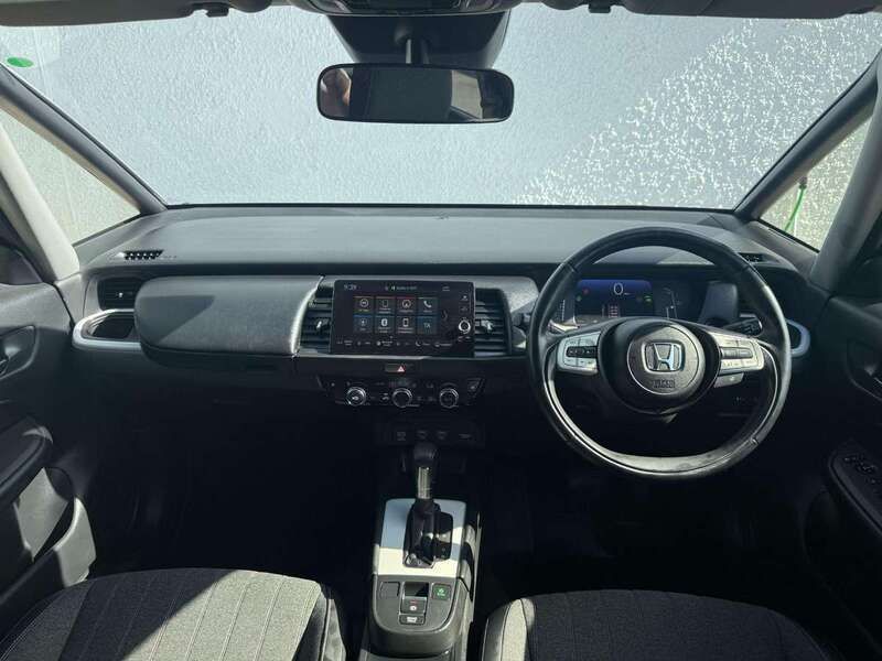 Image 4/4