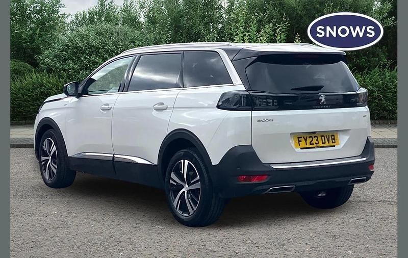 Used Peugeot 5008 GT 131 HP (96 kW) 2023 White SUV