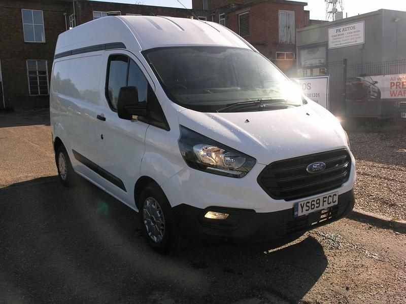 Usado Ford Transit Custom Trend 105 CV (77 kW) 2020 Blanco Van
