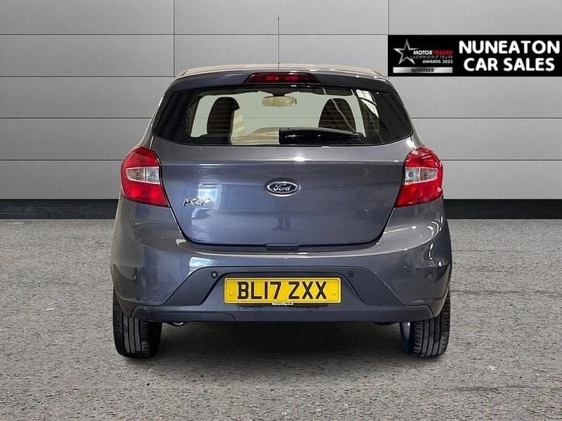 Used Ford Ka Plus Zetec 85 HP (62 kW) 2017 Grey Hatchback