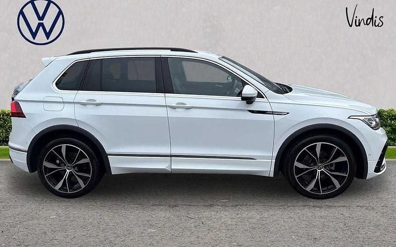 Used VW Tiguan R-line 150 HP (110 kW) 2023 White SUV