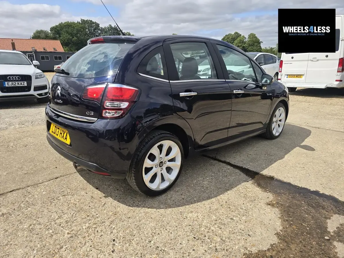 Used Citroën C3 SELECTION 82 HP (60 kW) 2013 Blue Hatchback