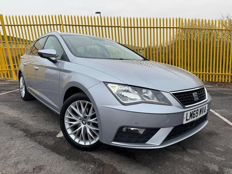Used Seat Leon SE Dynamic 2020 Silver Estate