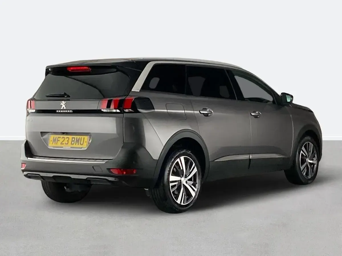 Used Peugeot 5008 Allure+ 130 HP (95 kW) 2023 Grey SUV