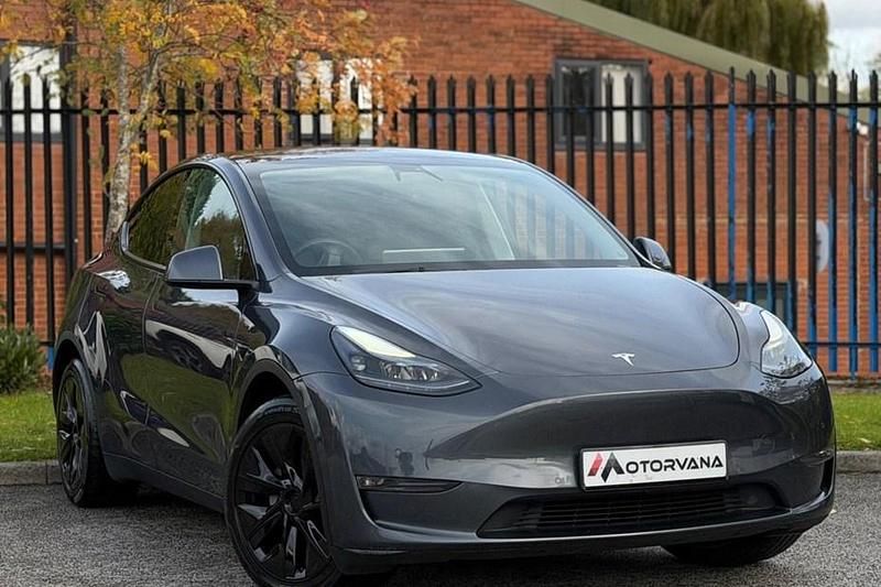 Grey Used 2022 Tesla Model Y Long Range AWD SUV | £21,995 (Fair price) - Image 1/1