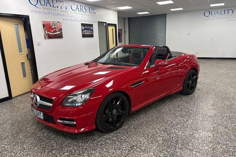 Used Mercedes SLK250 AMG 2015 Red Cabriolet