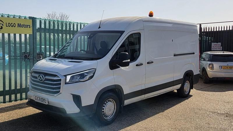 Used Maxus V90 161 HP (118 kW) 2021 White Van