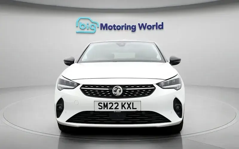 Used Vauxhall Corsa Edition 75 HP (55 kW) 2022 White Hatchback